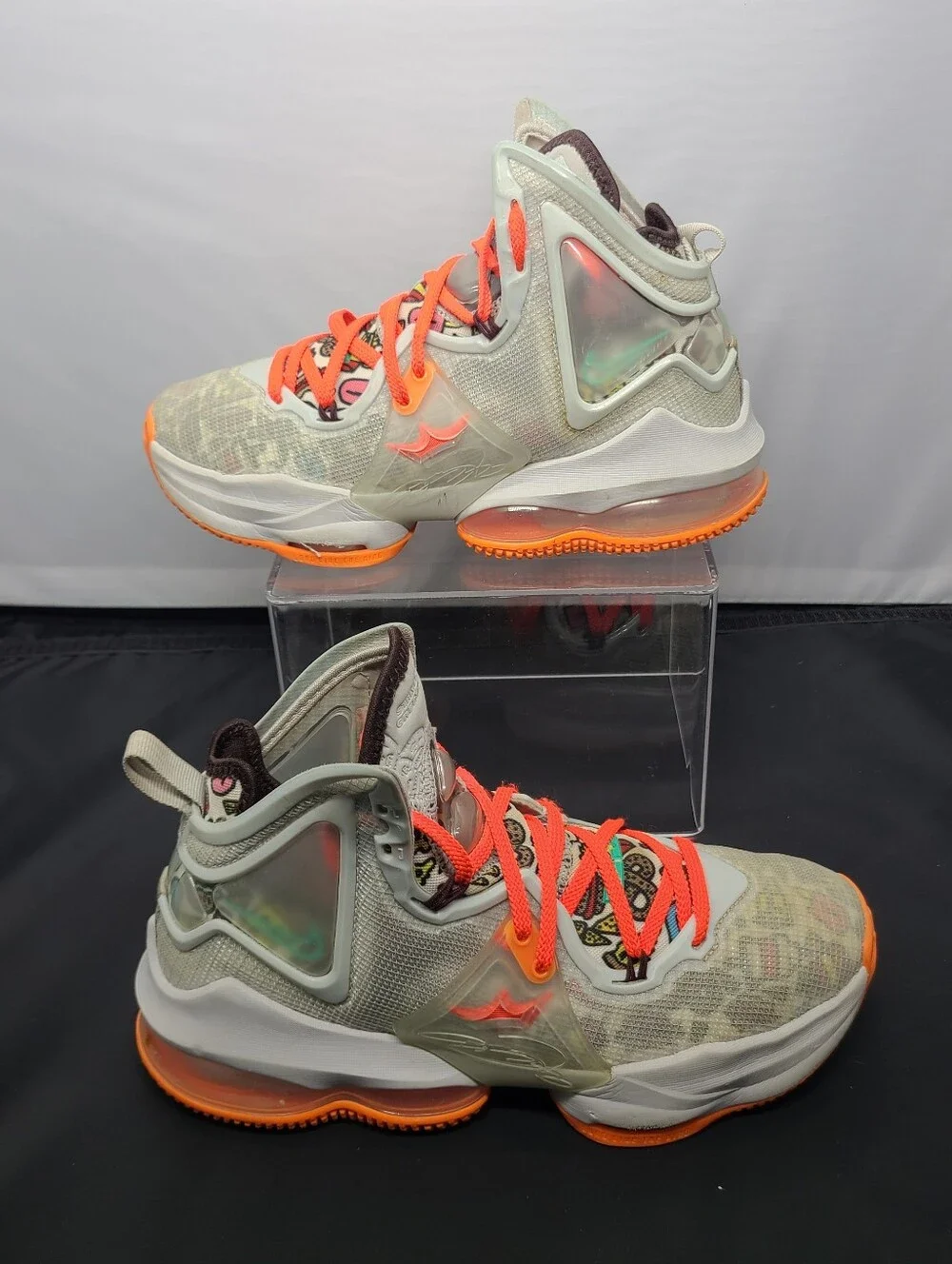 Nike LeBron 19 DD0418-001 Gray Orange Basketball Shoes Sneakers kids Size 5Y